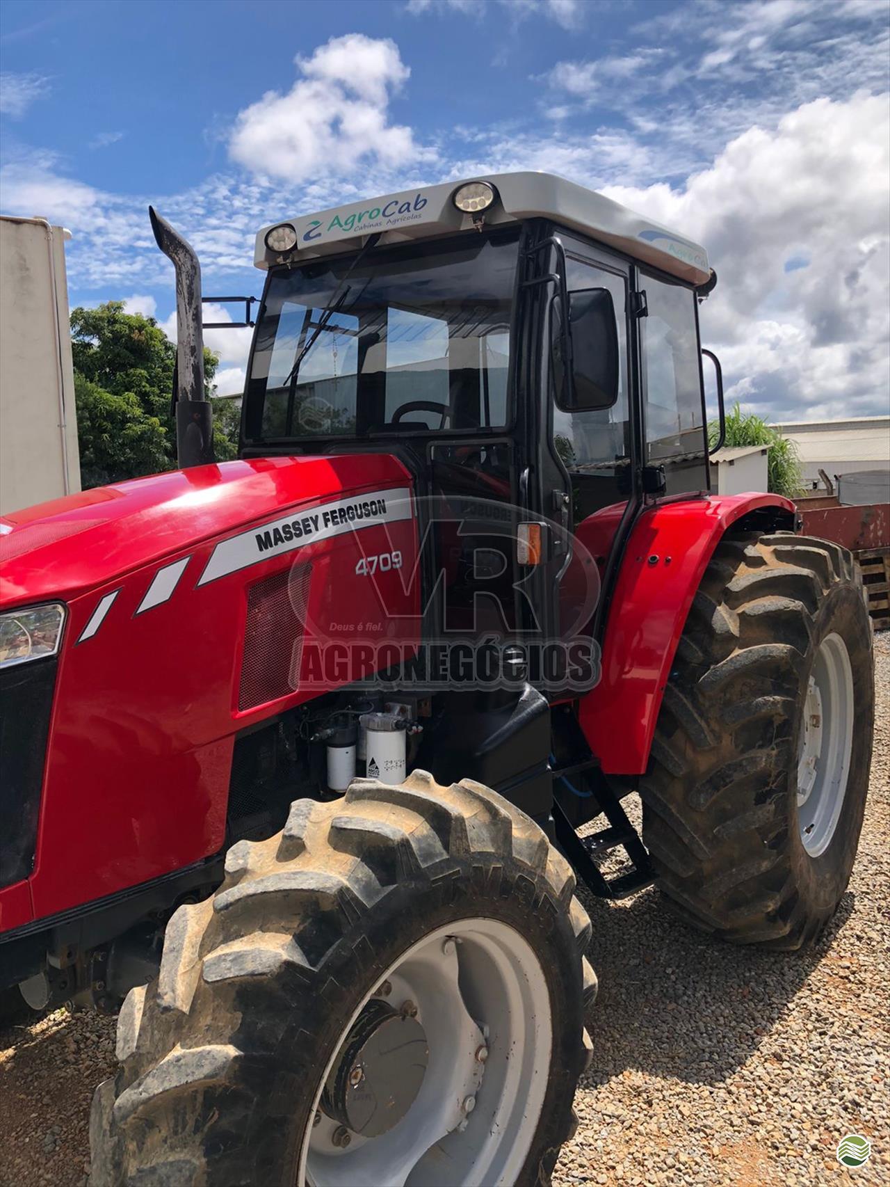 TRATOR MASSEY FERGUSON MF 4709 Tração 4x4 VR Agronegócios ARAXA MINAS GERAIS MG